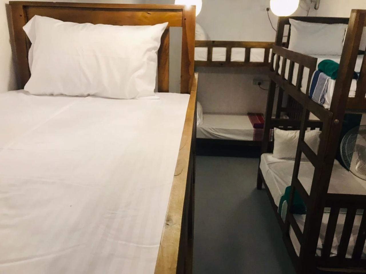 Tharurashmi Sea Pond Villa & Surf Hostel - Hiriketiya Dikwella Eksteriør bilde